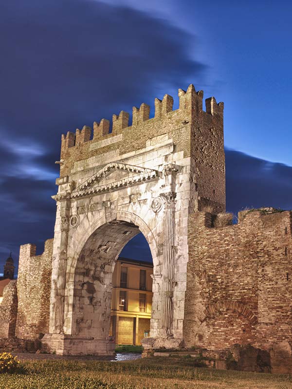 Arco d'Augusto a Rimini centro città