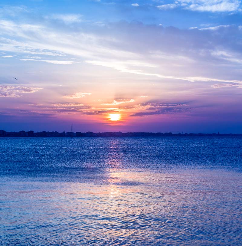 Spiaggia e Mare al tramonto